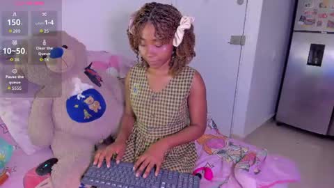 Snapshot of sexybrunnetem chatting on 18, 7, 2026 sofia online show from 18, 7, 2026