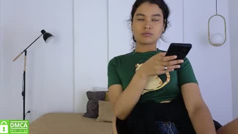 chanell and yina online show from 27, 6, 2026