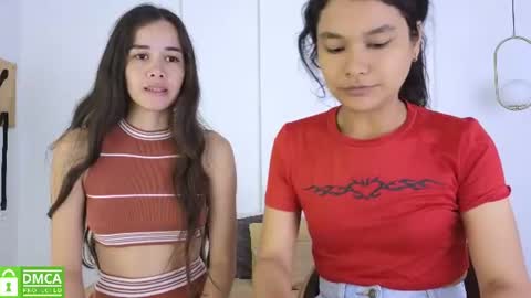 chanell and yina online show from 15, 7, 2026