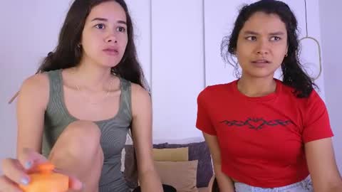 chanell and yina online show from 17, 7, 2026