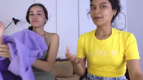chanell and yina online show from 18, 7, 2026