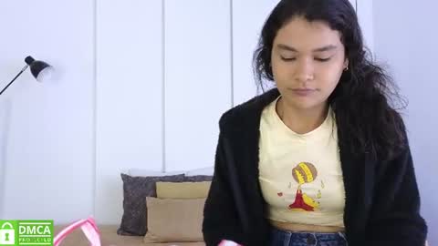 chanell and yina online show from 19, 7, 2026