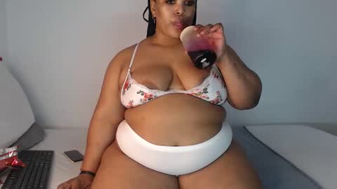 SEXYCHILL online show from 27, 9, 2025