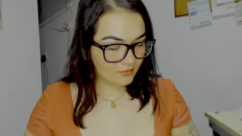 sexychubbyanna online show from 13, 7, 2026