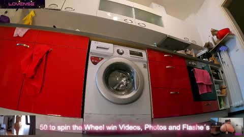 XDA   online show from 27, 2, 2025