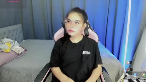 Snapshot of sexydollfox chatting on 16, 1, 2025 sexydollfox online show from 16, 1, 2025