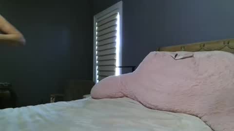LisaisLuscious online show from 19, 4, 2026