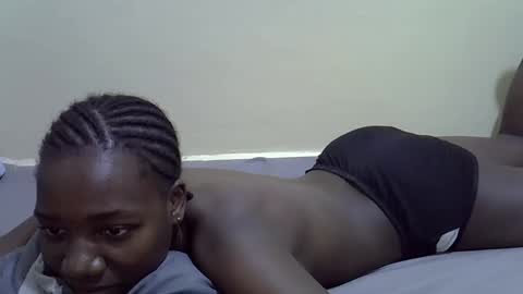 sexyghurl12 online show from 12, 2, 2026