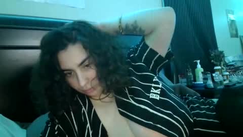 Snapshot of sexygoddesslizaaa chatting on 26, 1, 2025 ETERNAL GODDESS WOMAN  online show from 26, 1, 2025
