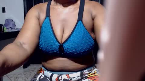 sexyhanny4u online show from 12, 9, 2025