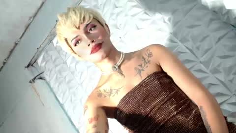 sexyhotbabe18 online show from 3, 2, 2026