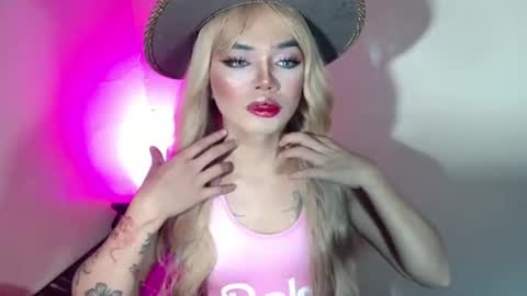 sexyhotbabe18 online show from 5, 7, 2026