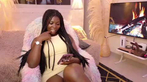 hotebony online show from 13, 4, 2026