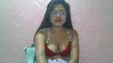 sexyjessa20 online show from 4, 3, 2026
