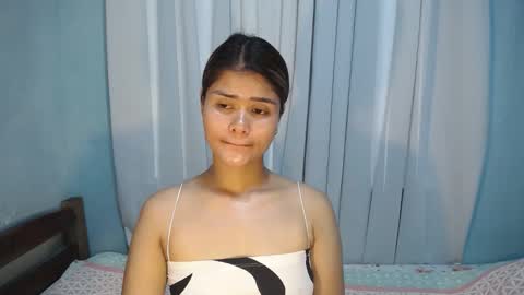 Snapshot of sexylady_pinayx chatting on 4, 12, 2025 Call me Bea online show from 4, 12, 2025