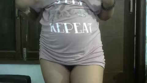 Snapshot of sexylavanya143 chatting on 7, 11, 2025 sexy lavanya online show from 7, 11, 2025