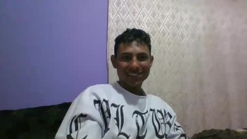 Sexy leon online show from 3, 3, 2025