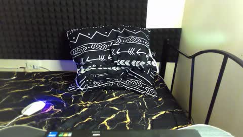 Lily online show from 12, 11, 2025