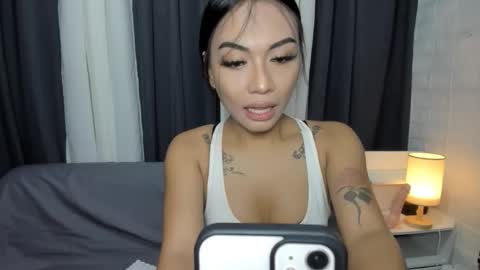 maxine online show from 25, 9, 2025