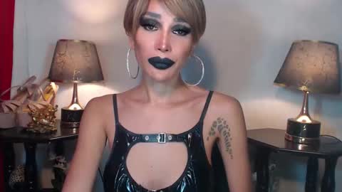 Queen Sofia online show from 5, 12, 2025