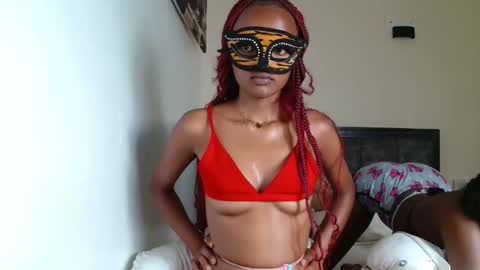 sexymaxxine online show from 7, 5, 2026