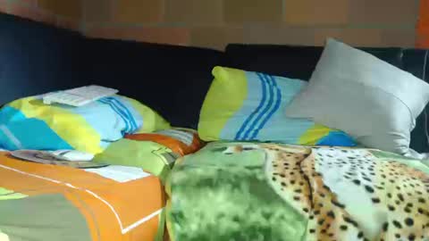 Snapshot of sexymen27cm chatting on 17, 10, 2025 sexymen27cm online show from 17, 10, 2025