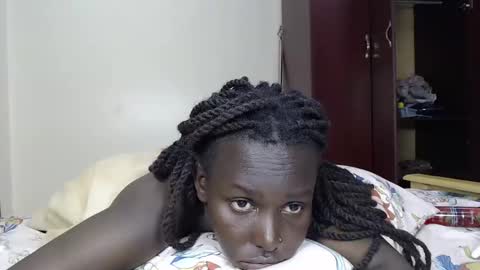 Snapshot of sexymomoh chatting on 6, 4, 2026 sexymomoh online show from 6, 4, 2026