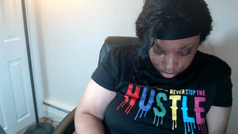 Snapshot of sexymona1218 chatting on 16, 7, 2026 SexyMona online show from 16, 7, 2026