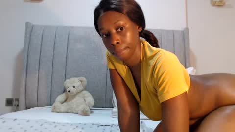 sexymonalisa1 online show from 17, 7, 2026