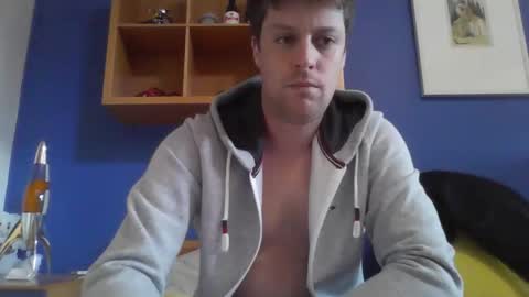 Sexymotherfucker94 online show from 25, 10, 2025