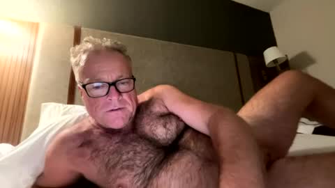 Raymond Art Model online show from 28, 7, 2026