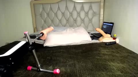 Snapshot of sexypum3 chatting on 15, 2, 2025 naughty slut online show from 15, 2, 2025