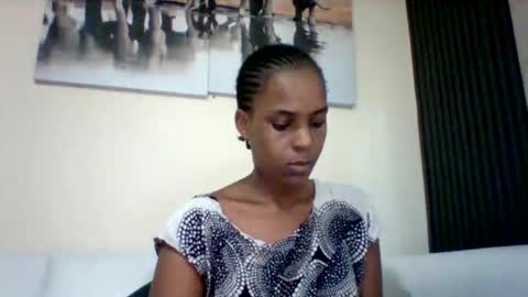 DOVY ACHIENG online show from 19, 10, 2025