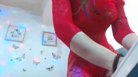 Venus Independent Model online show from 18, 2, 2025