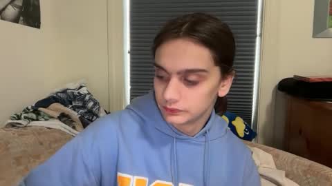 Snapshot of sexyshayla_twink chatting on 6, 1, 2026 sexyshayla_twink online show from 6, 1, 2026