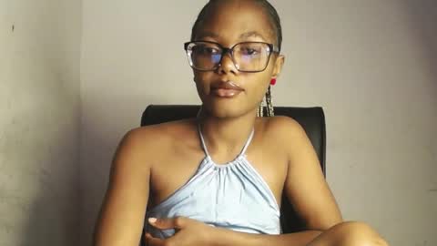 Darkskinned Rae online show from 29, 3, 2026