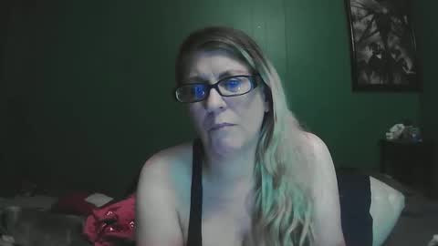 sexystripper69 online show from 3, 12, 2025