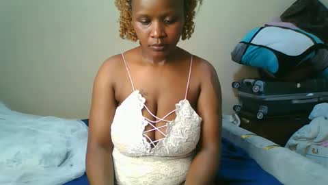 Snapshot of sexytbianca chatting on 15, 3, 2026 faty online show from 15, 3, 2026