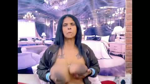 sexyva4u2luv online show from 24, 6, 2026