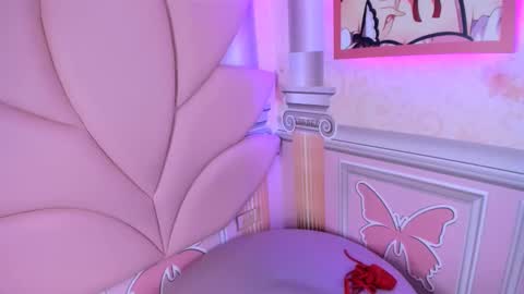 KATY  online show from 14, 2, 2025