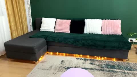 Snapshot of sexyycouple22 chatting on 3, 12, 2024 Sexycouple online show from 3, 12, 2024