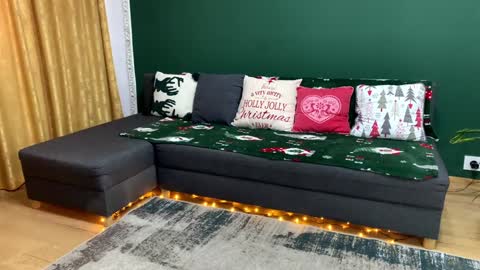 Snapshot of sexyycouple22 chatting on 28, 12, 2024 Sexycouple online show from 28, 12, 2024