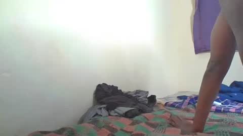 Snapshot of sexyyme001 chatting on 27, 7, 2026 Shantel online show from 27, 7, 2026