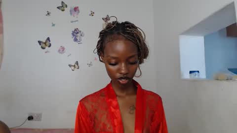 sexyzuriel online show from 7, 4, 2026