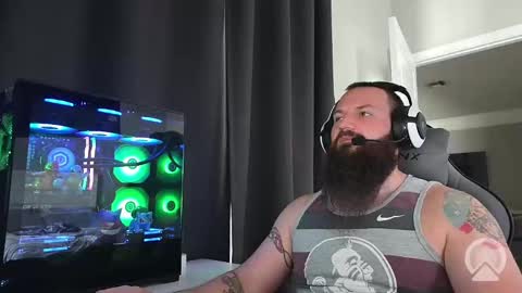 Snapshot of sflmarriedguy chatting on 19, 10, 2025 SouthFloridaStr8guy online show from 19, 10, 2025