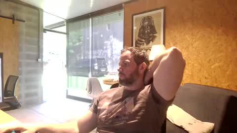 shad0w_hunter online show from 20, 3, 2026