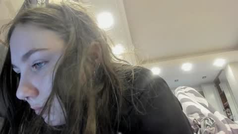 shadow_raffi online show from 25, 1, 2025