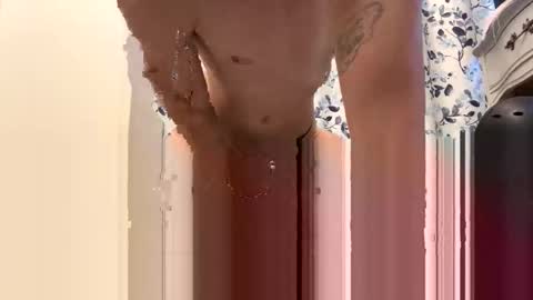 Snapshot of shaggyslim69 chatting on 6, 1, 2025 shaggyslim69 online show from 6, 1, 2025