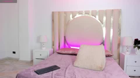 Shaina online show from 13, 2, 2025