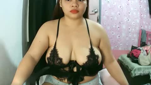 Snapshot of shairamae4u chatting on 10, 10, 2025 shairamae4u online show from 10, 10, 2025